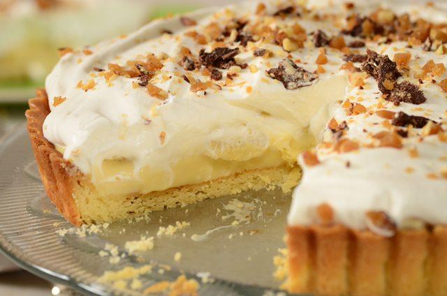 Banana Cream Pie Recipe & Video - Joyofbaking.com *Video Recipe*