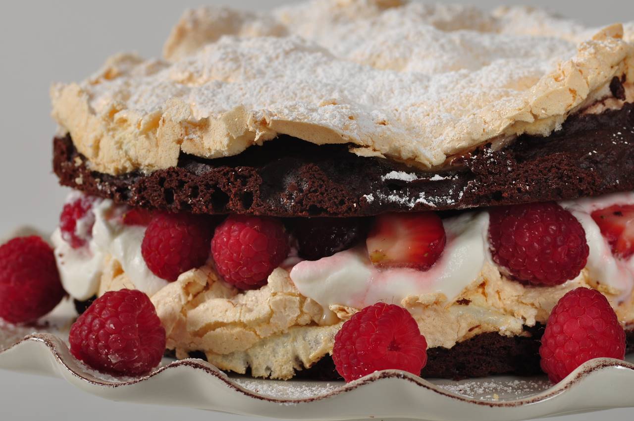 Chocolate Meringue Cake - Joyofbaking.com <em>Video Recipe</em>