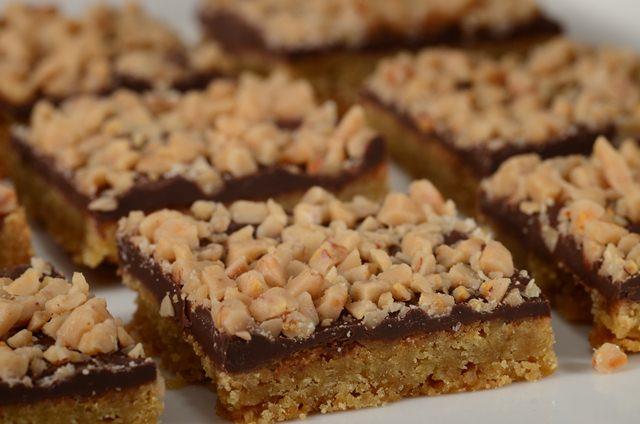 Best Apple And Date Cake Recipe Best Apple And Date Cake Recipe