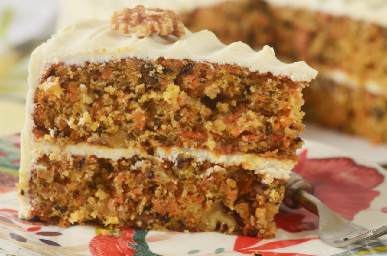 Incredibly Moist And Easy Carrot Cake