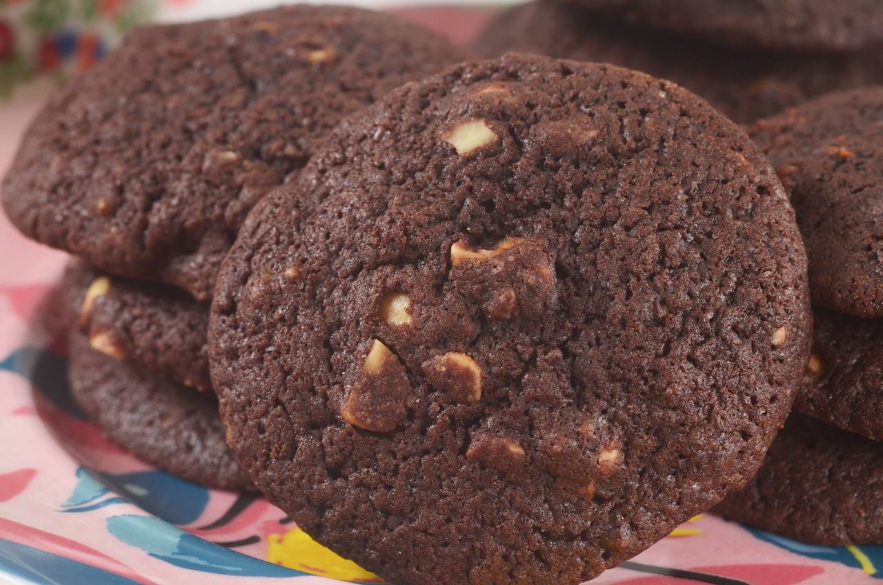 Chocolate Peanut Cookies *Video Recipe*