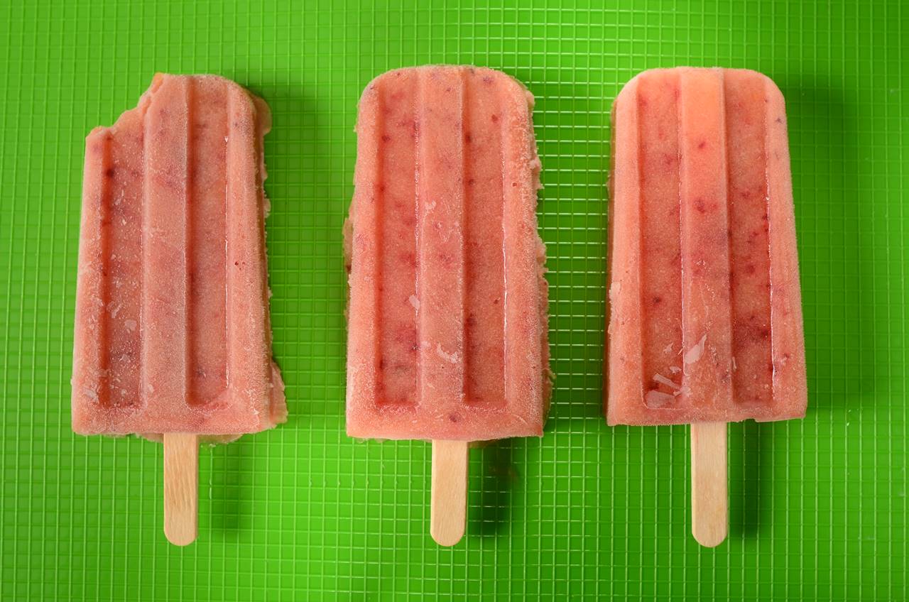 Frozen Peach Pops *Video Recipe*