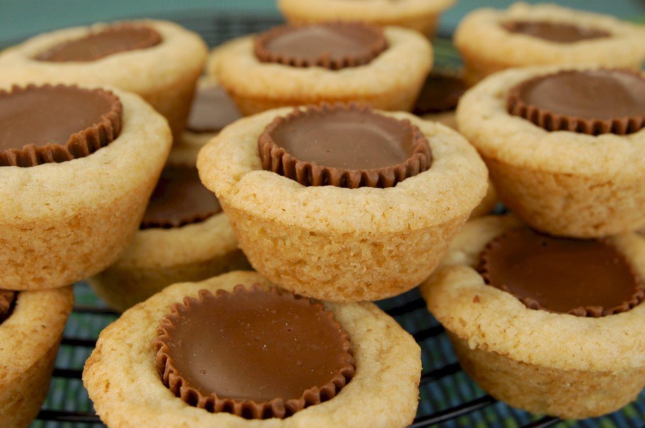 reese&amp;#39;s mini peanut butter cup cookies recipe