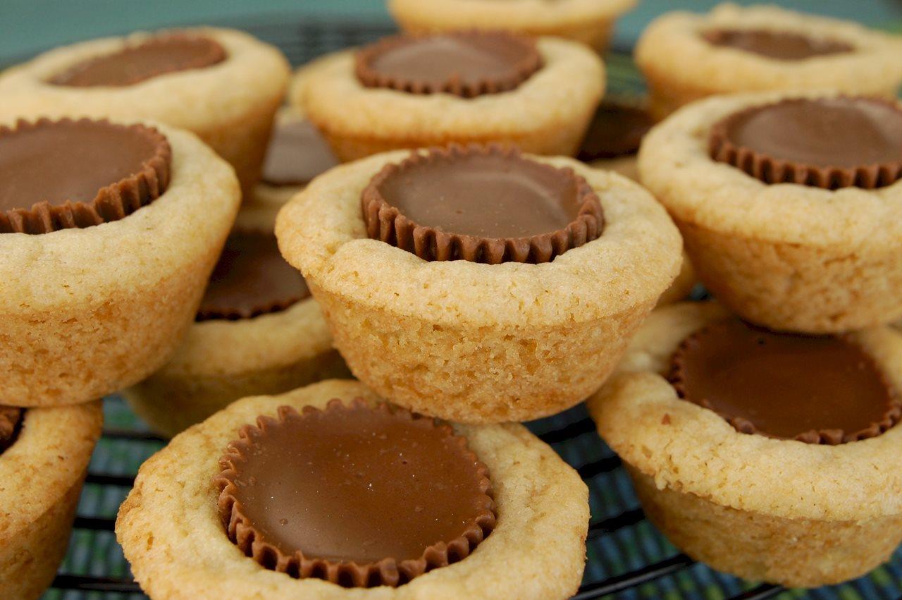 Reese s Mini Peanut Butter Cup Cookies Recipe