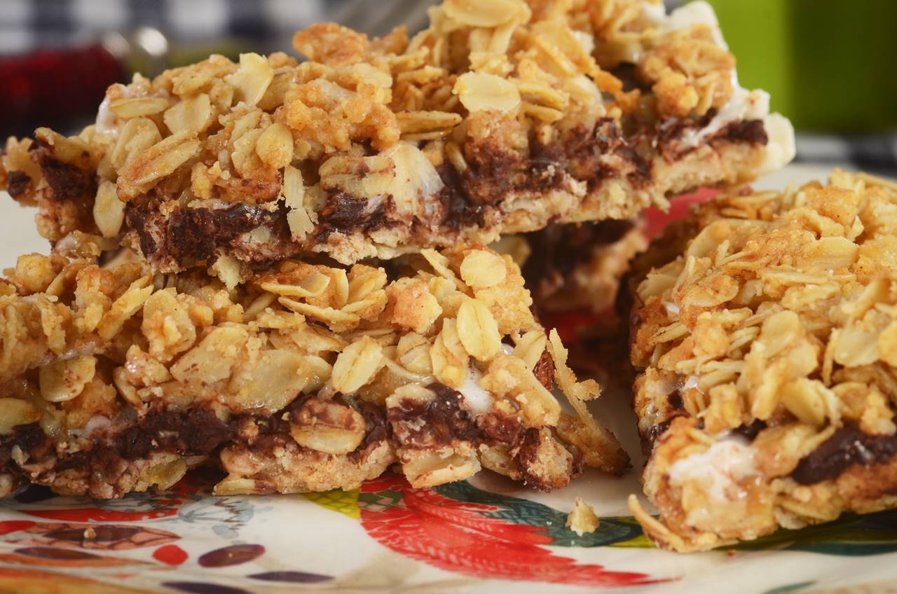 S'More Granola Bars *Video Recipe*