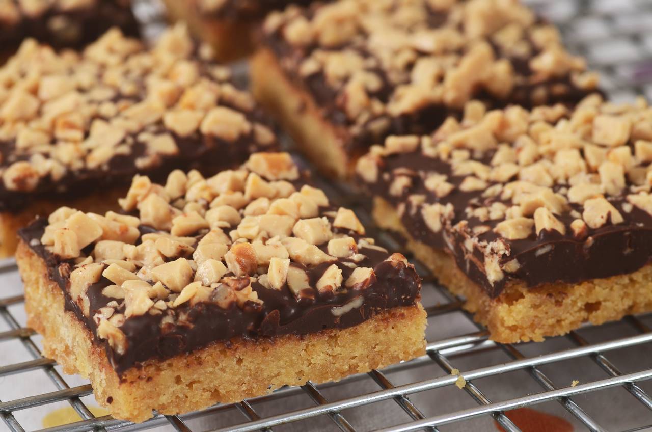 Toffee Bars *Video Recipe*